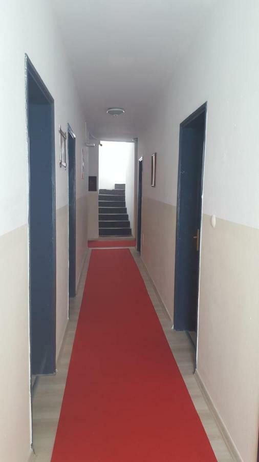 Hostel Goekmavi *